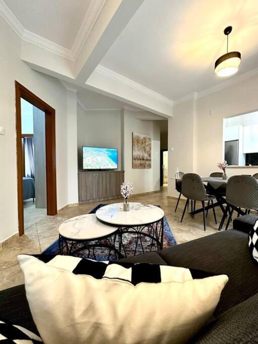 The “Roman Market” Lux Apartment Thessaloníki Eksteriør billede